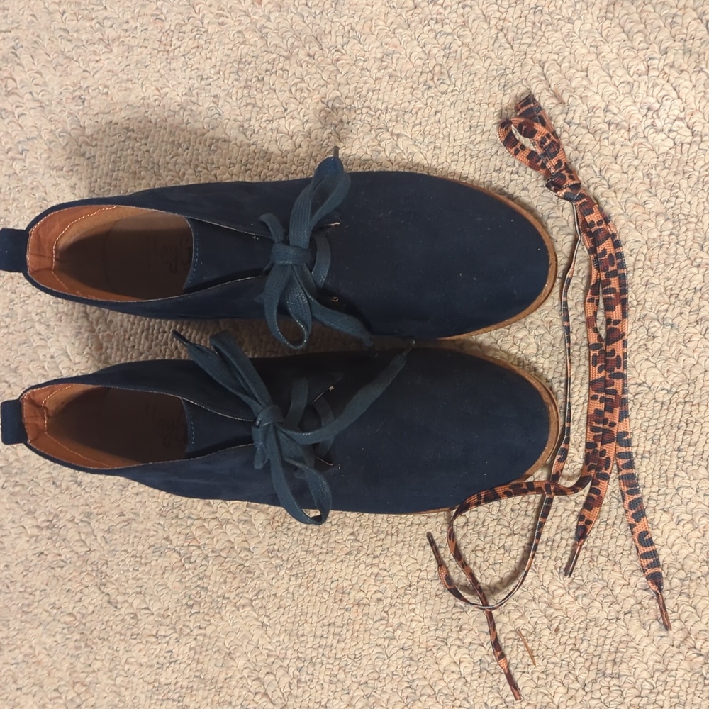 Navy tie booties 8 suede 1.25" heel